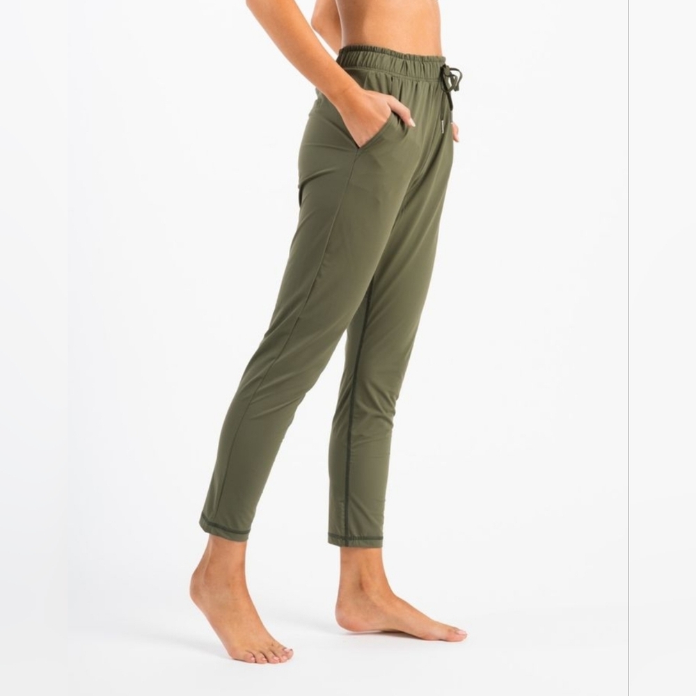 Zyia Everywhere Pants | Olive | S
